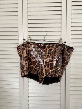Edikted Leopard Sequin Shorts - Brown/Black